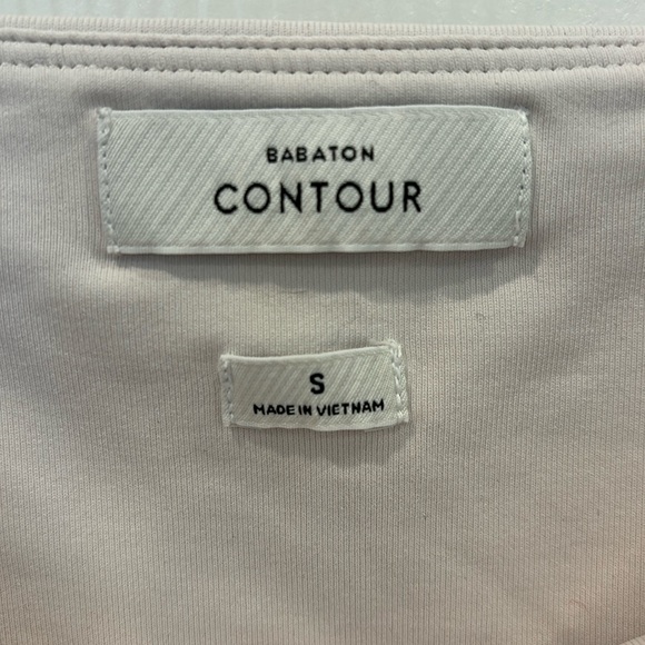 Babaton Square Neck Long Sleeve Crop Top - Picture 3 of 6